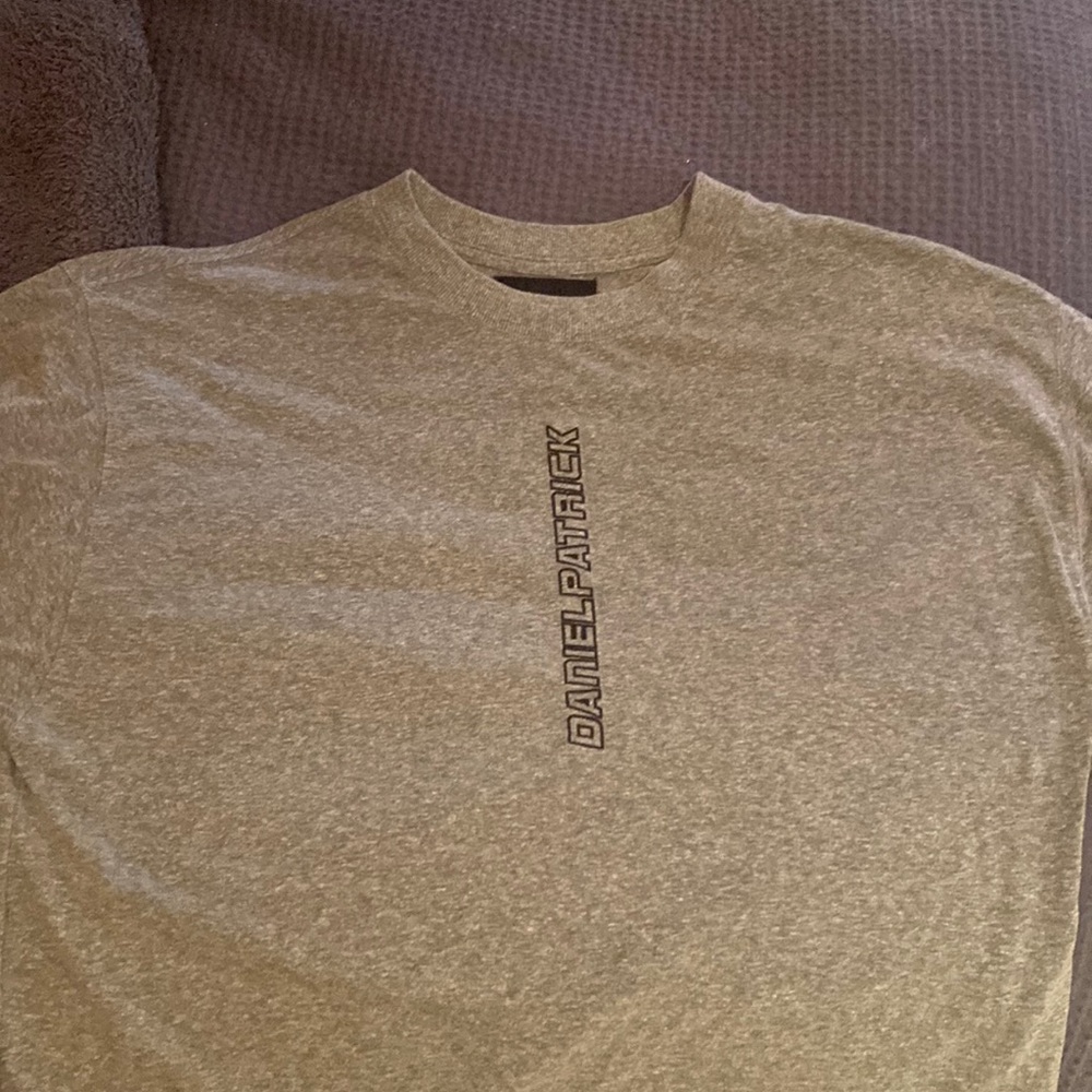Daniel Patrick T-Shirt ! Pristine Condition - image 1